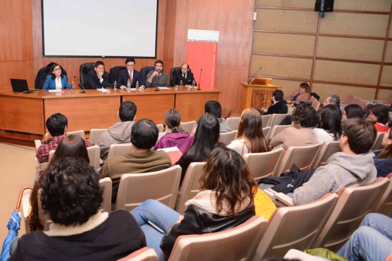 Cuáles son las mejores universidades en Chile para estudiar derecho